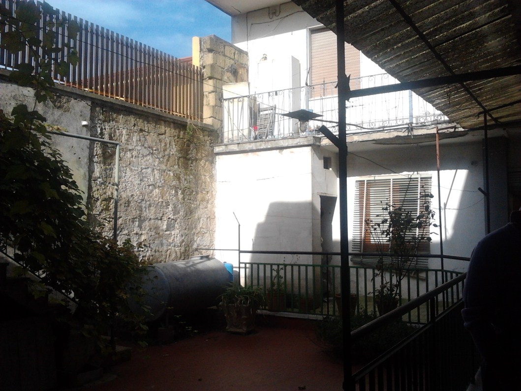 Villa Unifamiliare - Indipendente PARETE vendita    TEMPOCASE