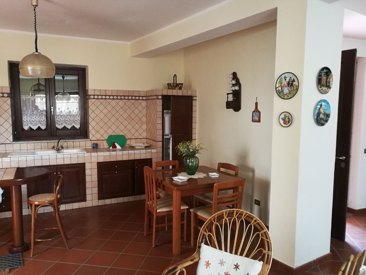 Villa Unifamiliare - Indipendente CEPPALONI vendita    Gastone RE