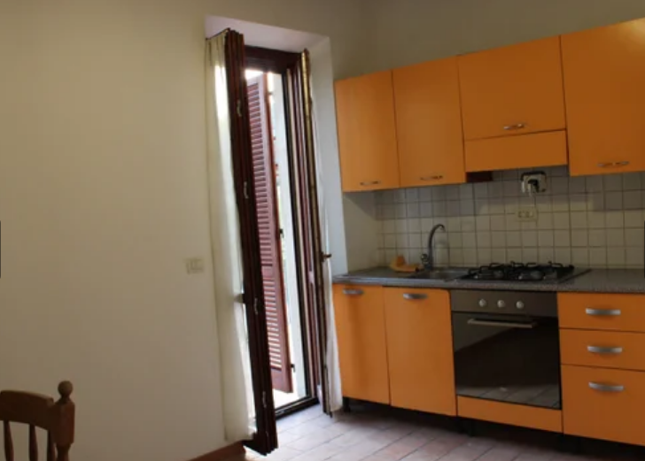 Appartamento MAGIONE affitto    Real Domus