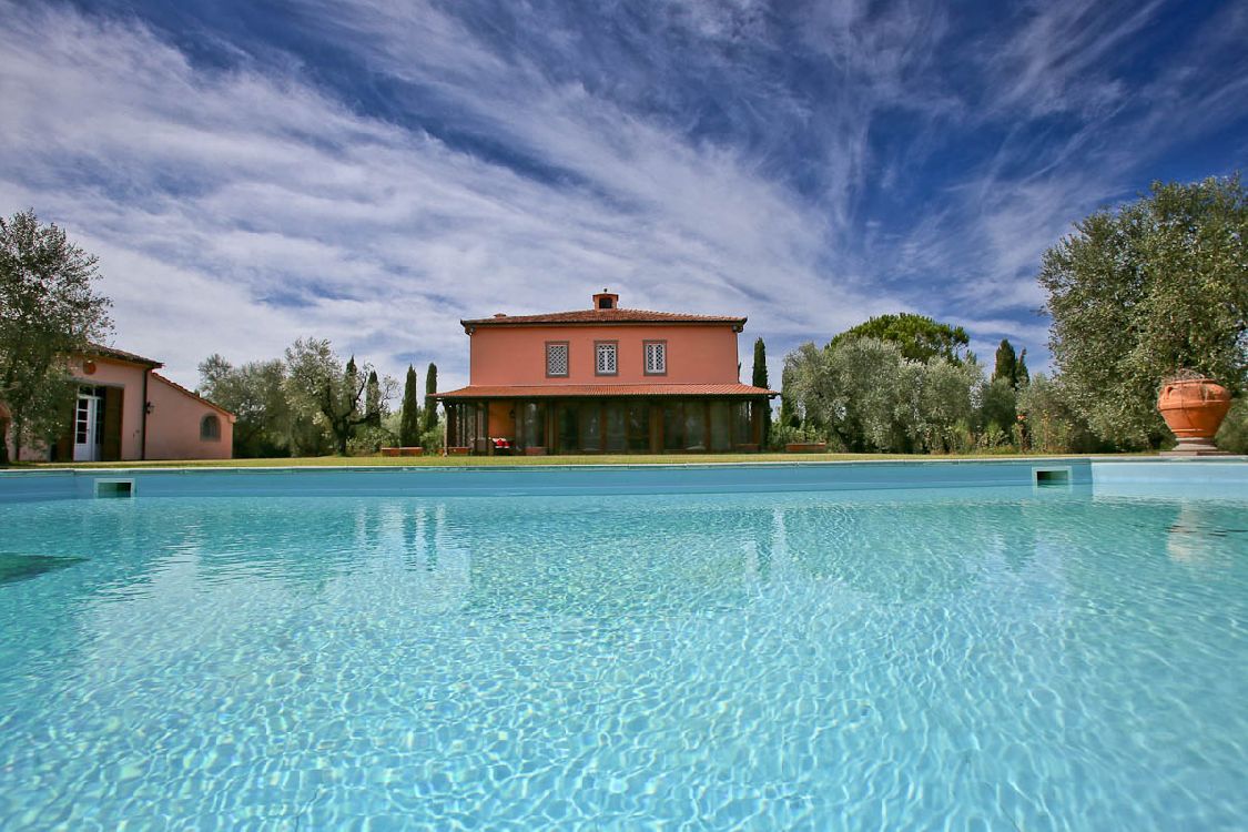 immobile